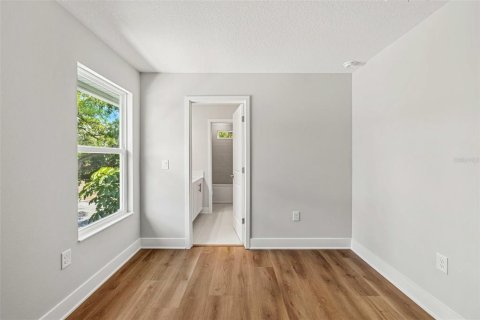 Touwnhouse à vendre à Tampa, Floride: 3 chambres, 150.5 m2 № 2152396 - photo 14