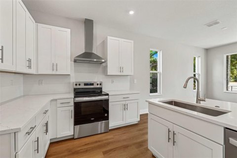 Touwnhouse à vendre à Tampa, Floride: 3 chambres, 150.5 m2 № 2152396 - photo 2