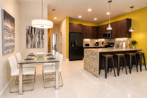 Touwnhouse à vendre à Clermont, Floride: 3 chambres, 139.45 m2 № 2386506 - photo 8