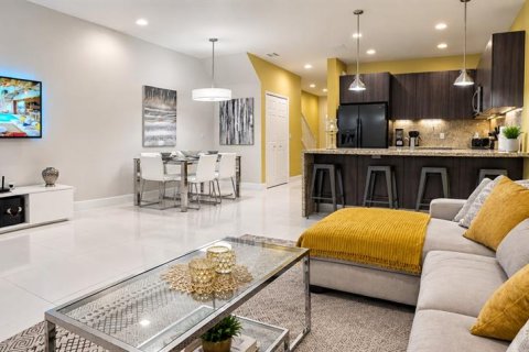 Touwnhouse à vendre à Clermont, Floride: 3 chambres, 139.45 m2 № 2386506 - photo 5