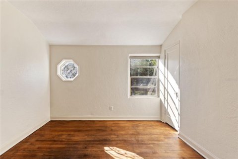 Casa en alquiler en Orlando, Florida, 3 dormitorios, 160.54 m2 № 2280601 - foto 17
