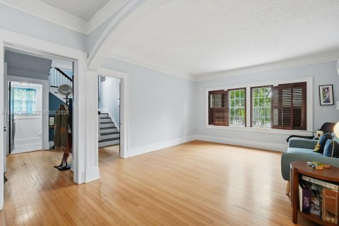 Casa en venta en Miami, Florida, 3 dormitorios, 136.75 m2 № 2006300 - foto 12
