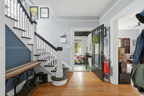 Casa en venta en Miami, Florida, 3 dormitorios, 136.75 m2 № 2006300 - foto 7