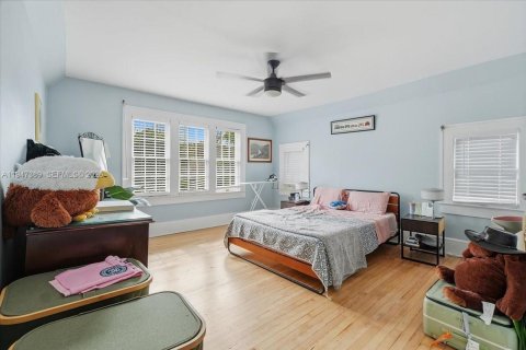 Casa en venta en Miami, Florida, 3 dormitorios, 136.75 m2 № 2006300 - foto 26