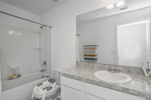 Villa ou maison à vendre à Zephyrhills, Floride: 4 chambres, 209.96 m2 № 2149392 - photo 27