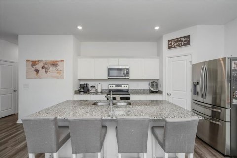 Villa ou maison à vendre à Zephyrhills, Floride: 4 chambres, 209.96 m2 № 2149392 - photo 8