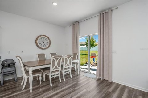 Villa ou maison à vendre à Zephyrhills, Floride: 4 chambres, 209.96 m2 № 2149392 - photo 11