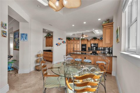 Condominio en venta en Redington Beach, Florida, 3 dormitorios, 366.5 m2 № 2322699 - foto 18