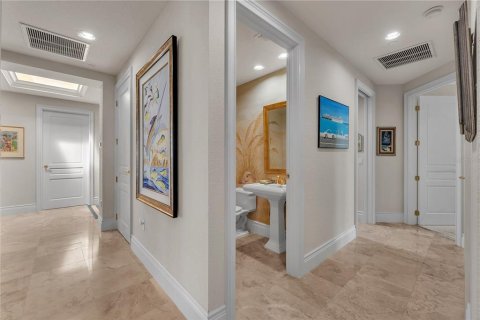 Condominio en venta en Redington Beach, Florida, 3 dormitorios, 366.5 m2 № 2322699 - foto 27