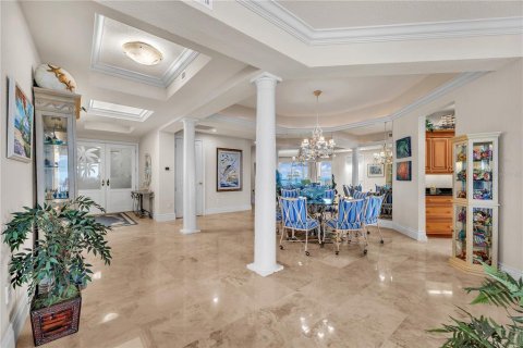 Condominio en venta en Redington Beach, Florida, 3 dormitorios, 366.5 m2 № 2322699 - foto 6