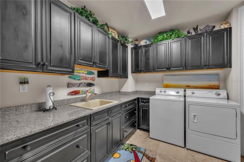Condominio en venta en Redington Beach, Florida, 3 dormitorios, 366.5 m2 № 2322699 - foto 29