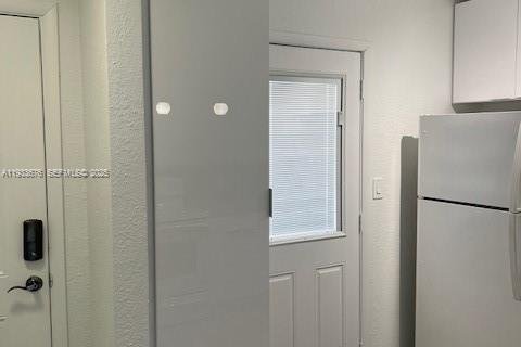 Снять в аренду кондоминиум в Майами, Флорида 2 спальни, 88.81м2, № 1992372 - фото 9