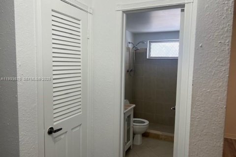 Снять в аренду кондоминиум в Майами, Флорида 2 спальни, 88.81м2, № 1992372 - фото 10