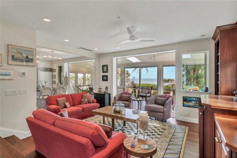 House in Boca Grande, Florida 3 bedrooms, 331.48 sq.m. № 1552926 - photo 9