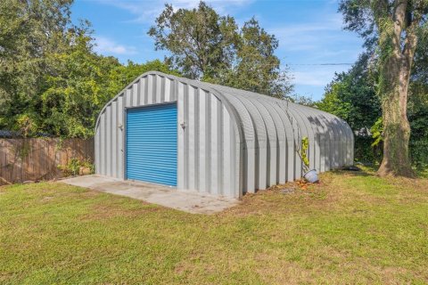 House in Seffner, Florida 3 bedrooms, 139.17 sq.m. № 1903806 - photo 4