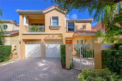 House in Aventura, Florida 3 bedrooms, 254.55 sq.m. № 1951402 - photo 19