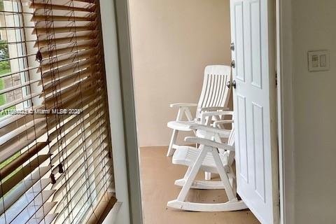 Copropriété à louer à Miami Lakes, Floride: 1 chambre, 65.03 m2 № 1890547 - photo 7