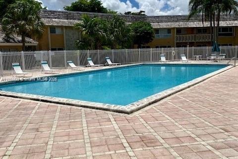 Copropriété à louer à Miami Lakes, Floride: 1 chambre, 65.03 m2 № 1890547 - photo 16