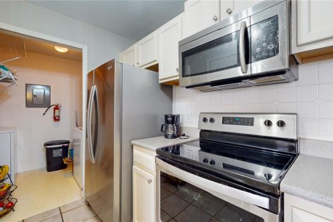 Купить кондоминиум в Орландо, Флорида 4 комнаты, 93.18м2, № 2111371 - фото 9