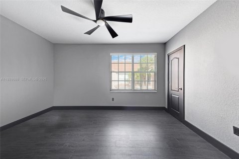 Купить кондоминиум в Бойнтон-Бич, Флорида 3 спальни, 142.7м2, № 1987422 - фото 18