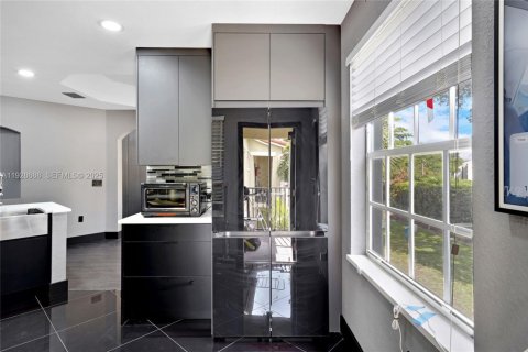 Купить кондоминиум в Бойнтон-Бич, Флорида 3 спальни, 142.7м2, № 1987422 - фото 7