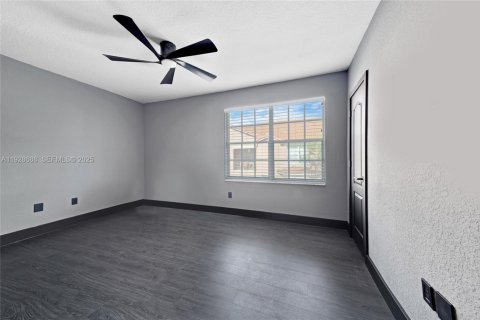 Купить кондоминиум в Бойнтон-Бич, Флорида 3 спальни, 142.7м2, № 1987422 - фото 17