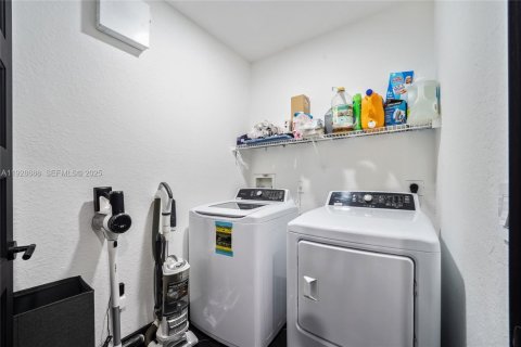 Купить кондоминиум в Бойнтон-Бич, Флорида 3 спальни, 142.7м2, № 1987422 - фото 26