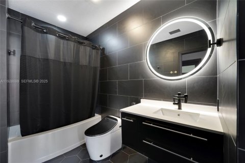 Купить кондоминиум в Бойнтон-Бич, Флорида 3 спальни, 142.7м2, № 1987422 - фото 12