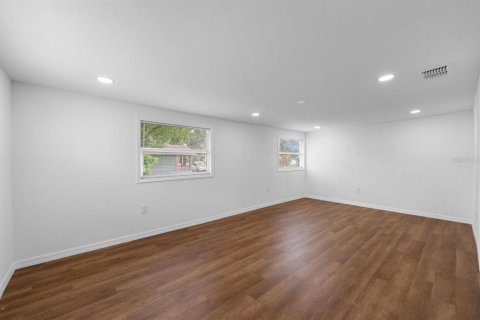 Casa en venta en Plant City, Florida, 5 dormitorios, 284.37 m2 № 1898575 - foto 24