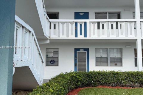 Купить кондоминиум в Бока-Ратон, Флорида 2 спальни, 79.99м2, № 2048134 - фото 23