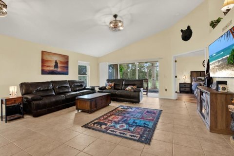 House in Palmetto, Florida 3 bedrooms, 155.24 sq.m. № 2350383 - photo 4