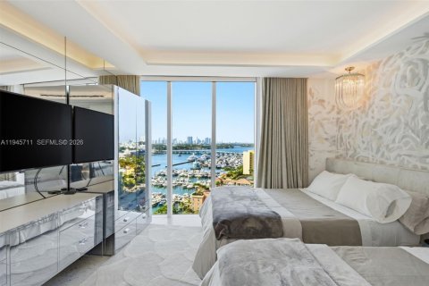 Condo in Miami Beach, Florida, 1 bedroom  № 2052826 - photo 17
