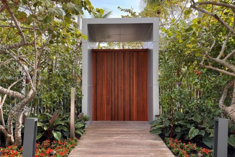 Condo in Miami Beach, Florida, 1 bedroom  № 2052826 - photo 25