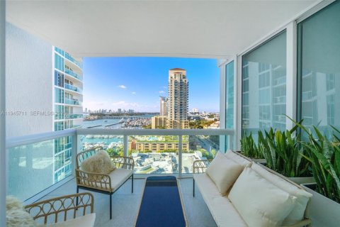 Condo in Miami Beach, Florida, 1 bedroom  № 2052826 - photo 22