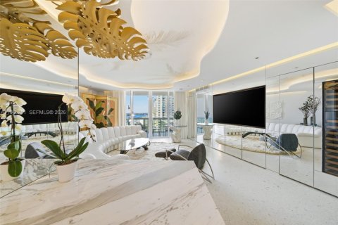 Condo in Miami Beach, Florida, 1 bedroom  № 2052826 - photo 6