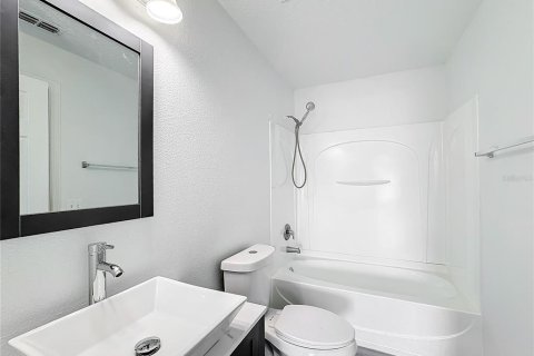 Townhouse in Kissimmee, Florida 3 bedrooms, 108.88 sq.m. № 1902980 - photo 20