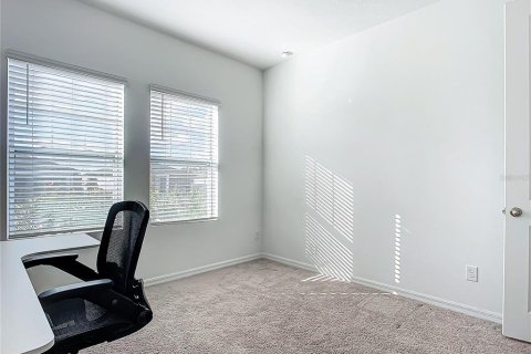 Casa en alquiler en Deltona, Florida, 4 dormitorios, 176.79 m2 № 2117250 - foto 16