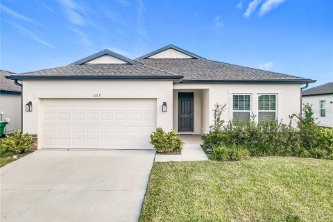 Casa en HAMPTON OAKS en Deltona, Florida 4 dormitorios, 176.79 m2 № 2117250