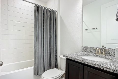 Casa en alquiler en Deltona, Florida, 4 dormitorios, 176.79 m2 № 2117250 - foto 19