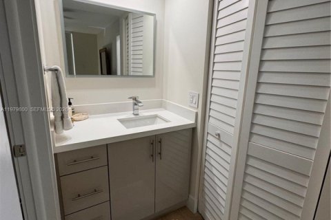 Copropriété à louer à Miami Beach, Floride: 1 chambre, 87.89 m2 № 2046169 - photo 18