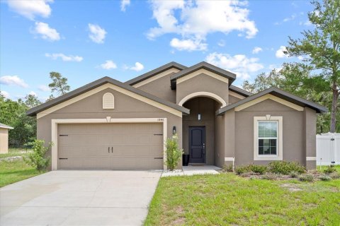 House in Deltona, Florida 4 bedrooms, 176.24 sq.m. № 1787337 - photo 2