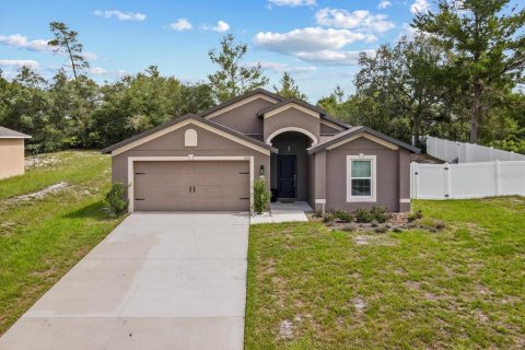 House in Deltona, Florida 4 bedrooms, 176.24 sq.m. № 1787337 - photo 5