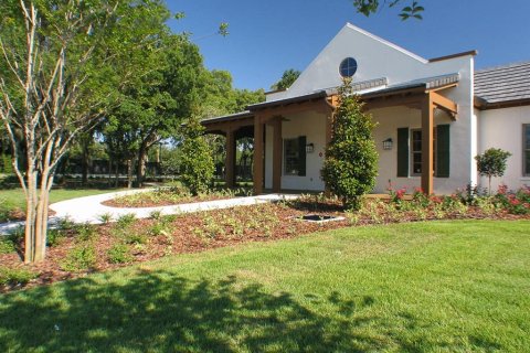 House in Fish Hawk, Florida 4 bedrooms, 321.16 sq.m. № 1832887 - photo 14