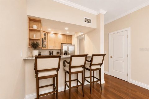 Townhouse in Clearwater, Florida 3 bedrooms, 157.93 sq.m. № 2216246 - photo 9