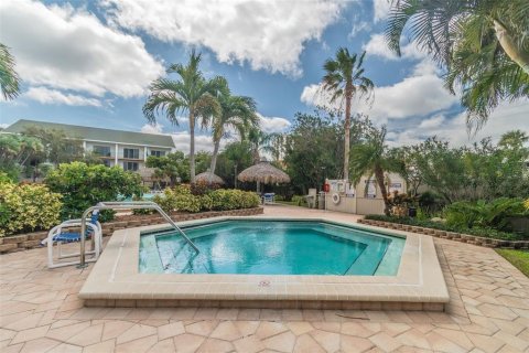 Townhouse in Clearwater, Florida 3 bedrooms, 157.93 sq.m. № 2216246 - photo 30