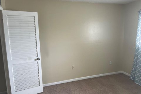 Condominio en alquiler en Saint Petersburg, Florida, 1 dormitorio, 59.46 m2 № 1681327 - foto 8