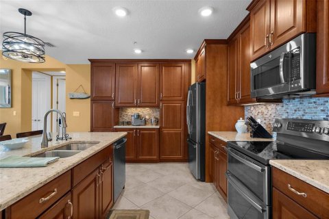 Condominio en alquiler en Bradenton, Florida, 2 dormitorios, 135.27 m2 № 1783517 - foto 11