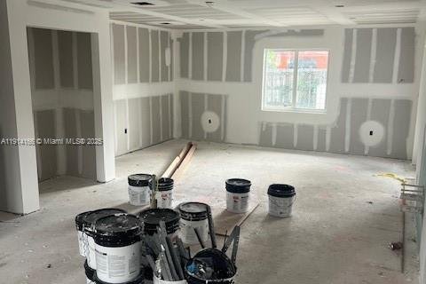 House in Miami Gardens, Florida 4 bedrooms № 1971506 - photo 17