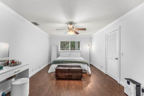 House in Delray Beach, Florida 4 bedrooms, 141.03 sq.m. № 2394799 - photo 13