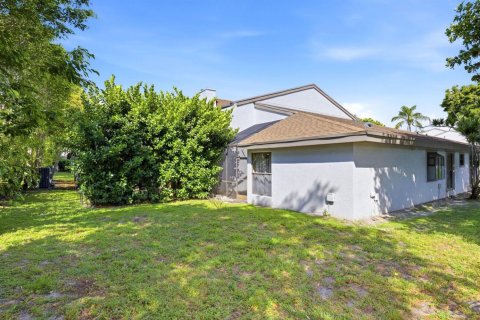 Touwnhouse à vendre à Boca Raton, Floride: 3 chambres, 147.81 m2 № 2153630 - photo 23